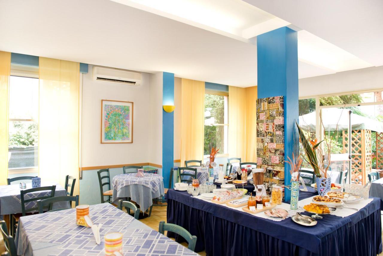 Hotel Villa Rosa เชเซนาติโก ภายนอก รูปภาพ